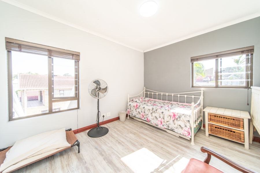 6 Bedroom Property for Sale in Vincent Heights Eastern Cape